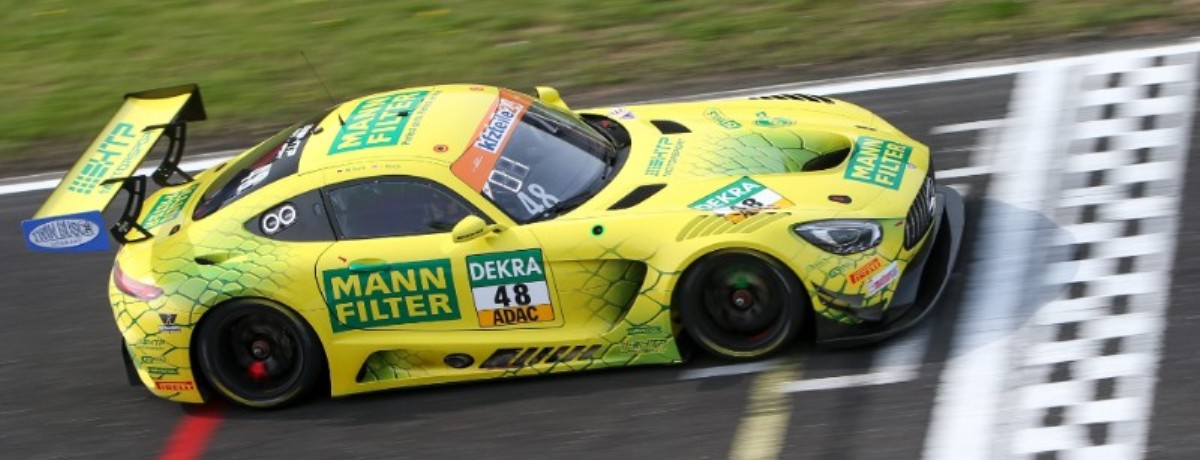 Freud und Leid für ADAC Team Hansa Fahrer Maxi Buhk in Most