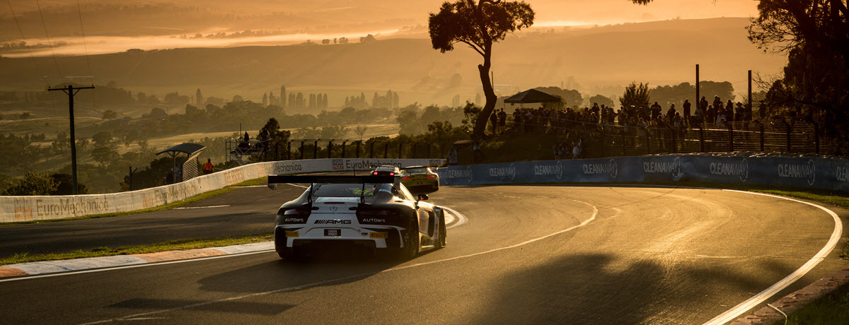 Renn-Spektakel am Mount Panorama