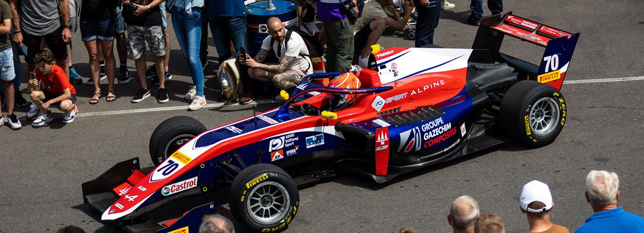 ADAC Team Hansa Fahrer, Tim Tramnitz, zweimal in den Punkten mit vorzeitigem Aus