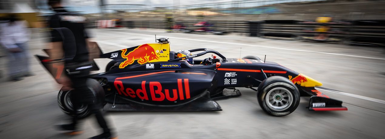 Bereit für den Saisonstart: ADAC Hansa  Fahrer Tim Tramnitz dreimal in den Top3 beim Test in Bahrain