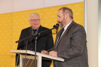 Vergrößerung anzeigen ... - Bild 16