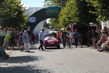 Vergrößerung anzeigen ... - Bild 2