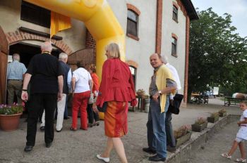 Vergrößerung anzeigen ... - Bild 11