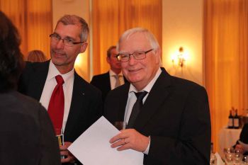 Vergrößerung anzeigen ... - Bild 44