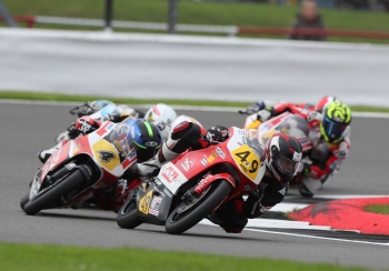 ADAC Team Hansa Fahrer Philipp Freitag zeigt starke Leistung in Silverstone
