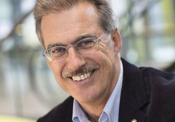 Prof. Dr. Mario Theissen als FIVA-Vizepräsident bestätigt
