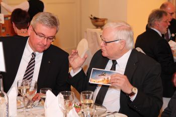 Vergrößerung anzeigen ... - Bild 16