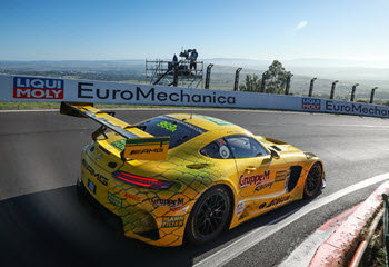 Podestplatz für ADAC Team Hansa Fahrer Maximilian Buhk bei den 12h v. Bathurst