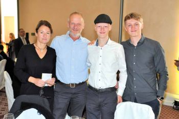 Vergrößerung anzeigen ... - Bild 16