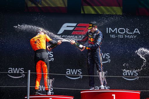 ADAC Team Hansa Fahrer, Tim Tramnitz, gewinnt in Imola